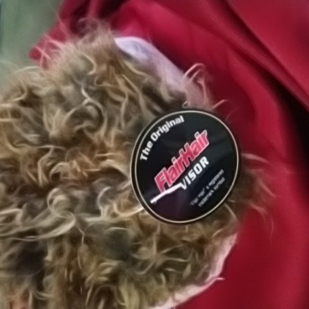 Womens hat - Picture 3 of 4